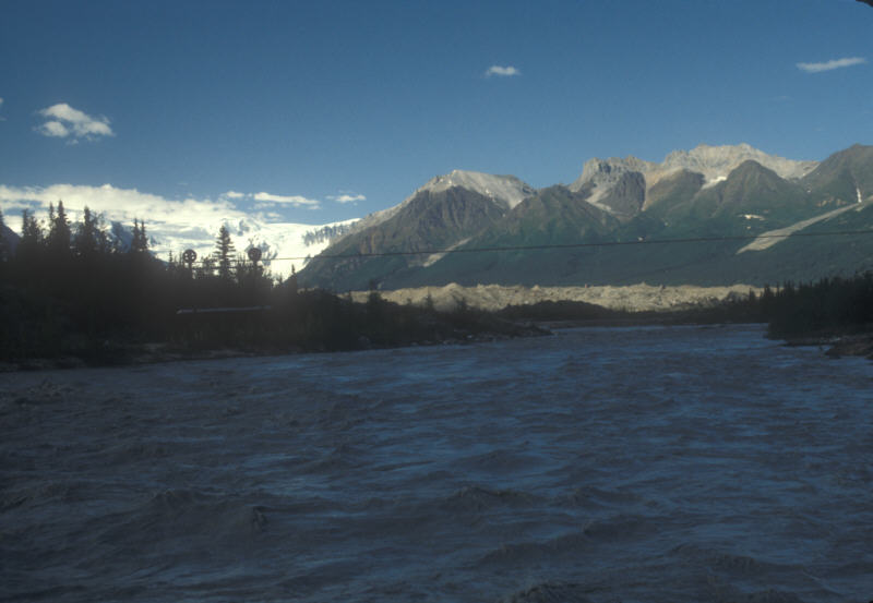 ak-16-09 Copper River RR, tram crossing the river to McCarthy
