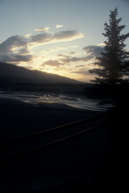 ak-16-03 Copper River RR, sunset, reflection off rails